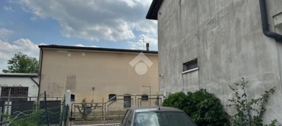 4 rooms House in Valeggio sul Mincio, Italy No. 60575 44