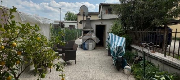 4 rooms House in Valeggio sul Mincio, Italy No. 60575 43