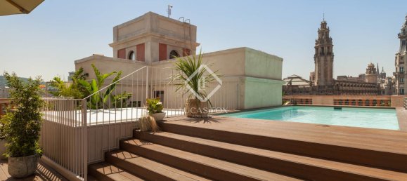 3 bedrooms Penthouse in Ciutat Vella, Spain No. 169083 2