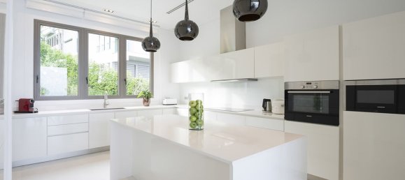 4 bedrooms Villa in Phuket, Thailand No. 5925 5