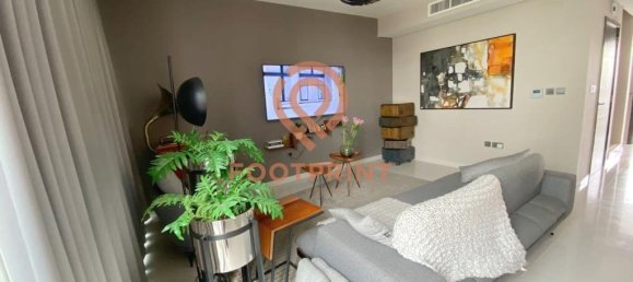 3 bedrooms Townhouse in Dubai, UAE No. 23869 2