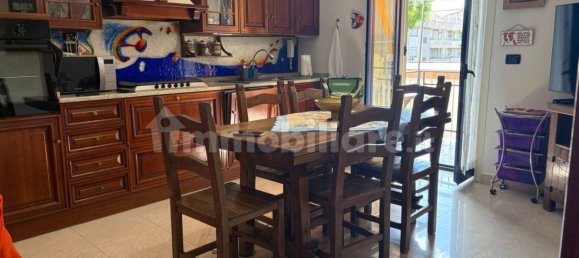 Apartamento de 2 dormitorios en Messina, Italy No. 285984 3