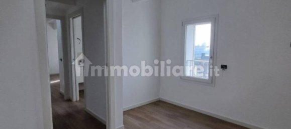 2 bedrooms Penthouse in Milan, Italy No. 239883 8
