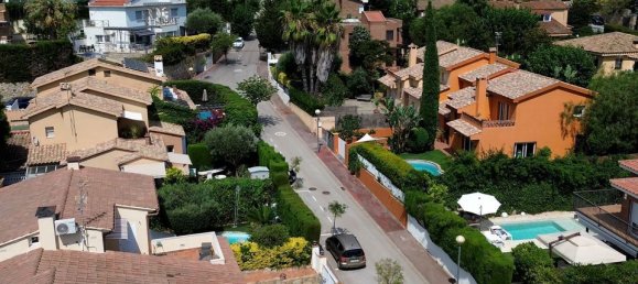 Villa T3 em Barcelona, Spain N.º 188420 3