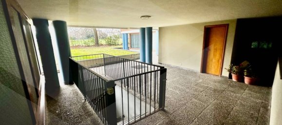 5 rooms Apartment in Bologna, Italy No. 18919 32