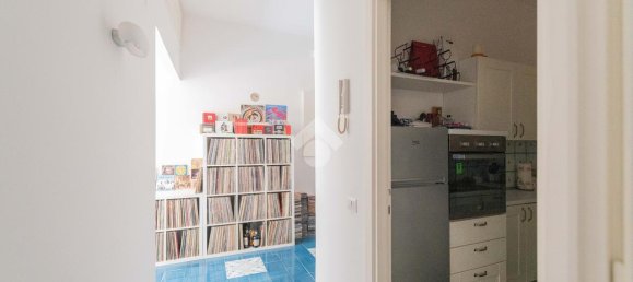 Квартира с 2 комнатами в Рим, Италия № 161099 13