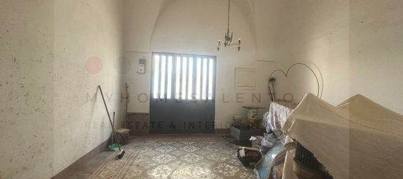 Дом с 8 комнатами в Miggiano, Италия № 157744 13