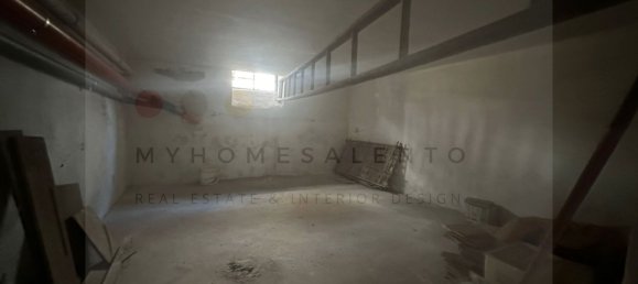 Дом с 8 комнатами в Miggiano, Италия № 157744 25