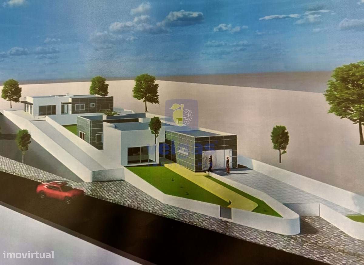 825m² Land in Leiria, Portugal No. 159875