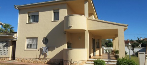 Casa de 4 dormitorios en Coma-Ruga, Spain No. 352 2