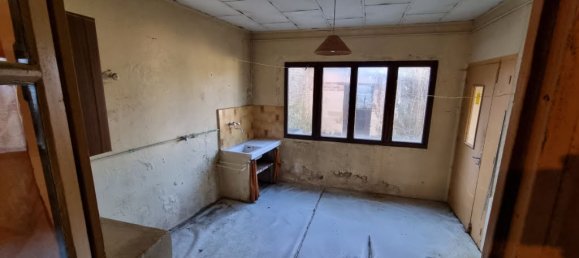 4 bedrooms House in Hirson, France No. 40556 12