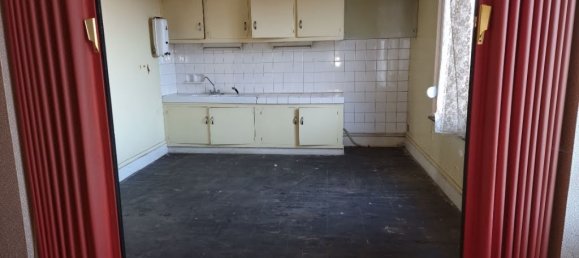 4 bedrooms House in Hirson, France No. 40556 8