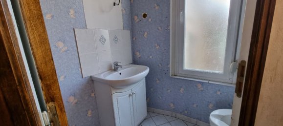 4 bedrooms House in Hirson, France No. 40556 6