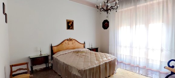 3 bedrooms House in Empoli, Italy No. 309514 11