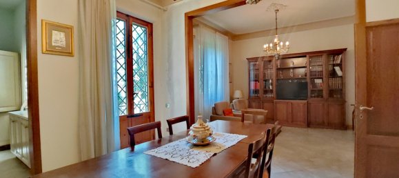 3 bedrooms House in Empoli, Italy No. 309514 45