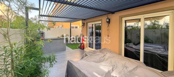 Moradia em banda T4 em Dubai Land, UAE N.º 99326 16