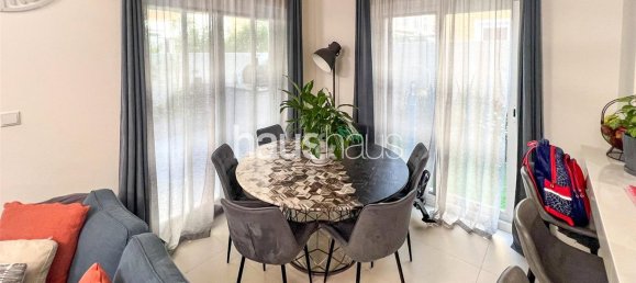 Moradia em banda T4 em Dubai Land, UAE N.º 99326 5