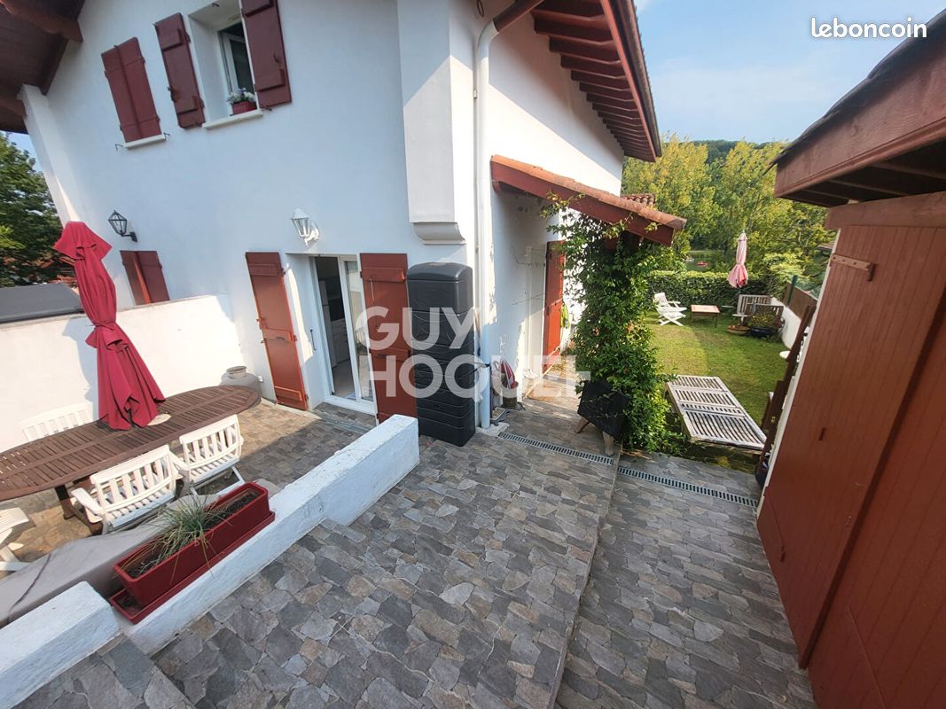 2 bedrooms Duplex in Saint-Pee-sur-Nivelle, France No. 335433