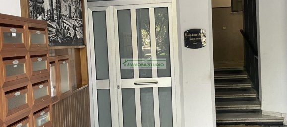 Квартира с 2 комнатами в Бари, Италия № 18847 7