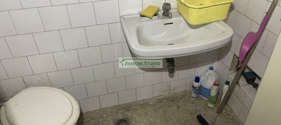 Квартира с 2 комнатами в Бари, Италия № 18847 23