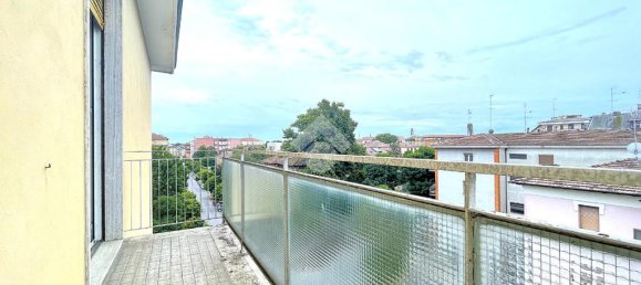 2 bedrooms Apartment in Cremona, Italy No. 263364 5