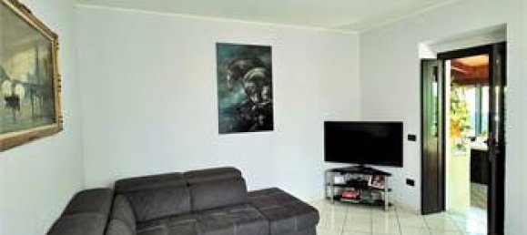 3 bedrooms Villa in Oleggio Castello, Italy No. 361422 7