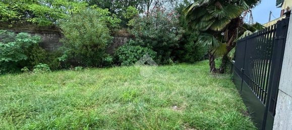 3 bedrooms Apartment in Brescia, Italy No. 295204 23