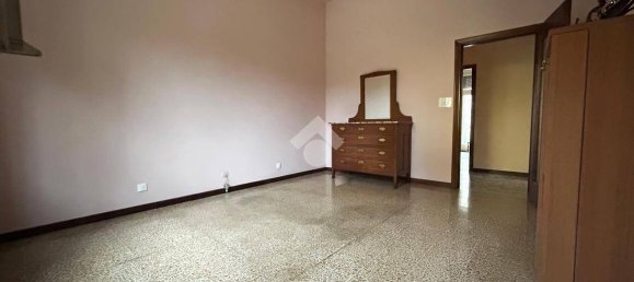 3 bedrooms Apartment in Brescia, Italy No. 295204 27
