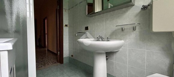 3 bedrooms Apartment in Brescia, Italy No. 295204 30