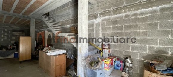  Garage in San Pietro Vernotico, Italy No. 180407 8