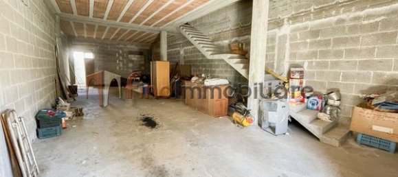  Garage in San Pietro Vernotico, Italy No. 180407 11