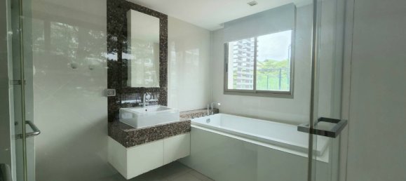 Кондоминиум  с 2 спальнями в Паттайя, Таиланд № 3995 7