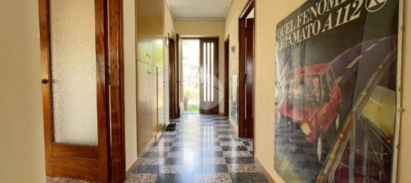 2 bedrooms Villa in Rubiana, Italy No. 90810 18