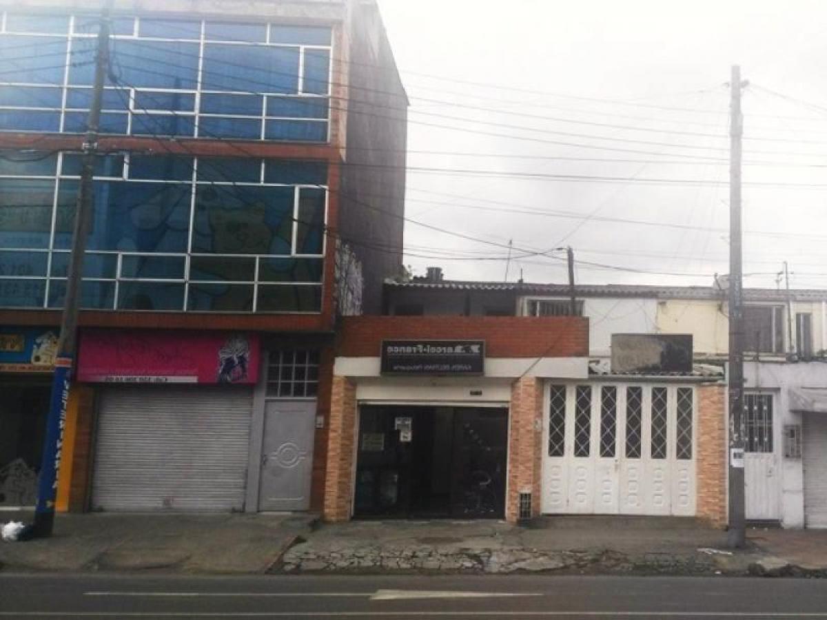 4 bedrooms House in Medellin, Colombia No. 1860