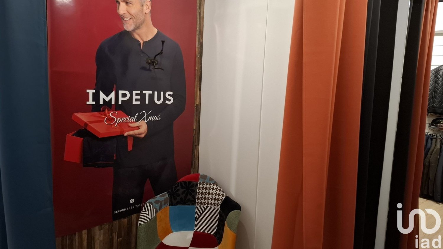 70m² Commercial property in Dreux, France No. 227345