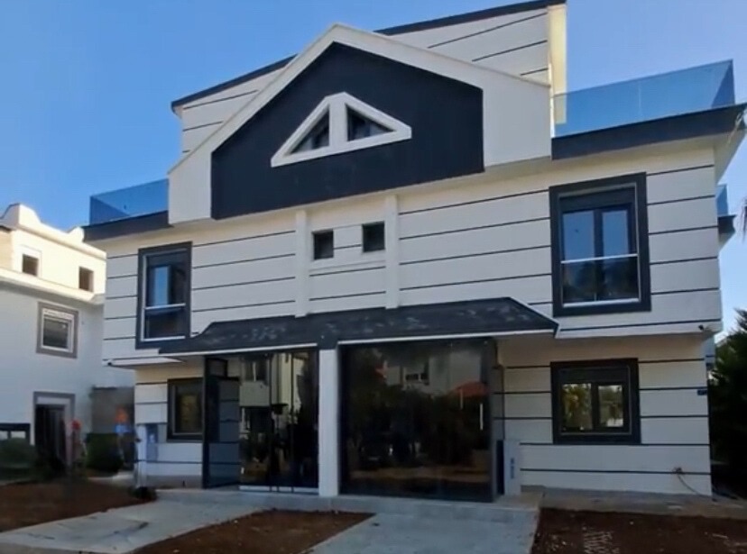 Villa 5+1 in Antalya, Turkey, Nr. 23058