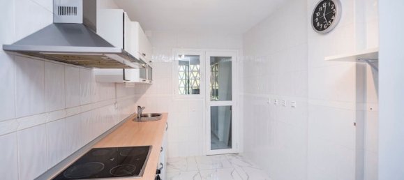 3 bedrooms Apartment in Marbella, Spain No. 191122 5