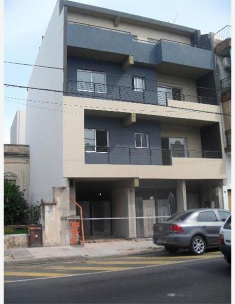  مستودع في Buenos Aires, Argentina 14متر مربع رقم 104244