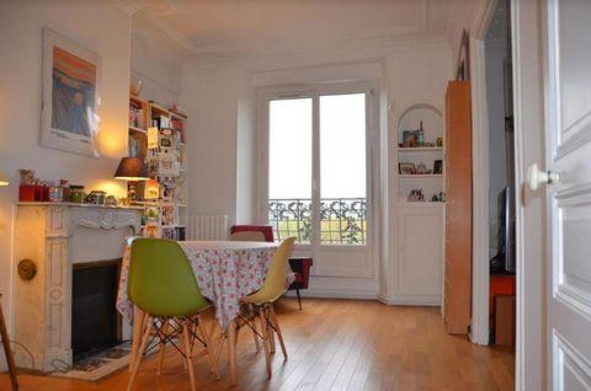 3 bedrooms Apartment in Sens, France No. 12893
