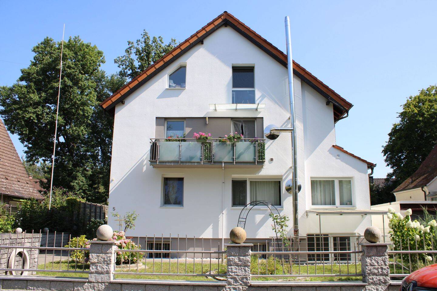 9-Zimmer Gebäude in Offenbach, Germany, Nr. 322361