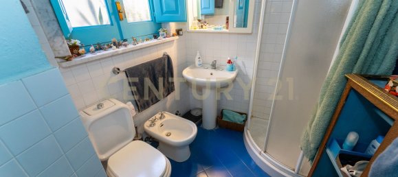 3 Schlafzimmer Wohnung in Catania, Italy, Nr. 369919 17