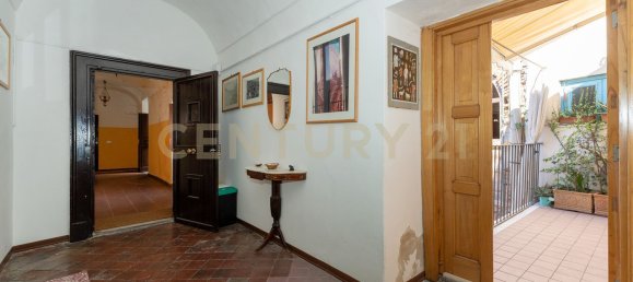3 Schlafzimmer Wohnung in Catania, Italy, Nr. 369919 5
