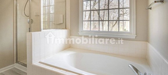 Apartamento de 6 dormitorios en Montalto Uffugo, Italy No. 42445 77