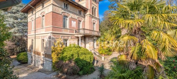 5 Schlafzimmer Villa in Besana in Brianza, Italy, Nr. 133506 11