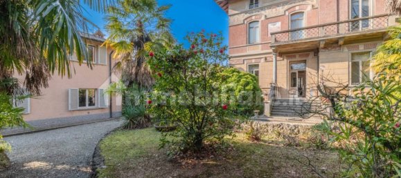 5 Schlafzimmer Villa in Besana in Brianza, Italy, Nr. 133506 12