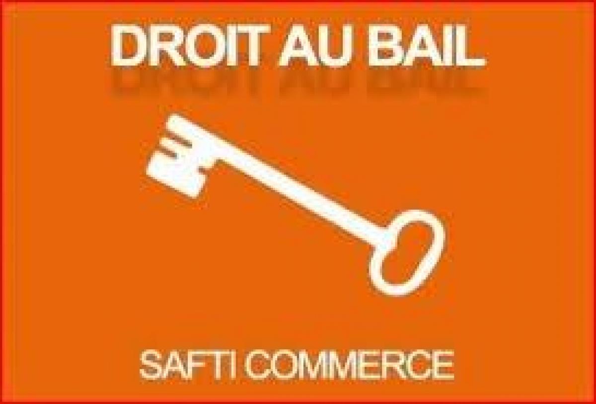 109m² Office in Venelles, France No. 18787