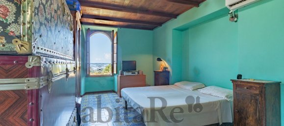 Дом с 6 комнатами в Монтефьясконе, Италия № 277787 26