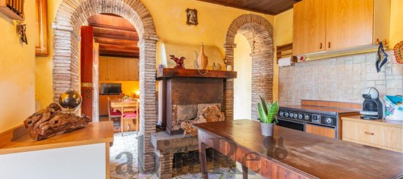 Дом с 6 комнатами в Монтефьясконе, Италия № 277787 22