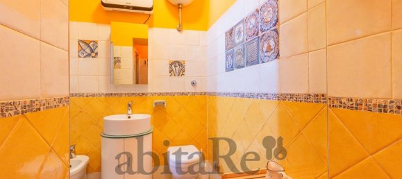 Дом с 6 комнатами в Монтефьясконе, Италия № 277787 32