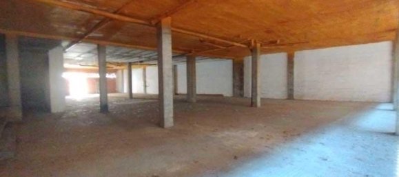427m² Commercial property in Zaragoza, Spain No. 62897 10